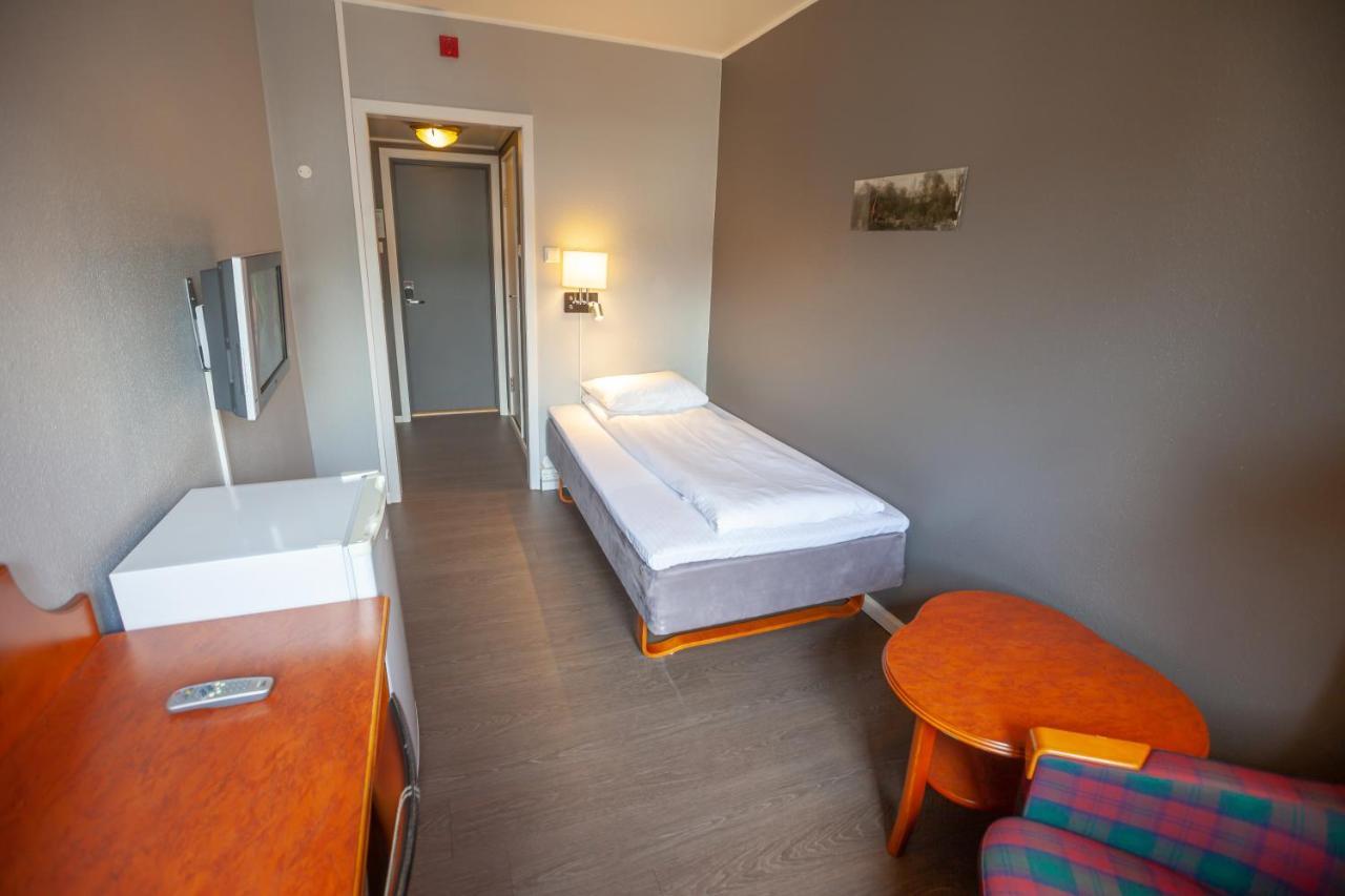 F2 Hotel Harstad Bagian luar foto
